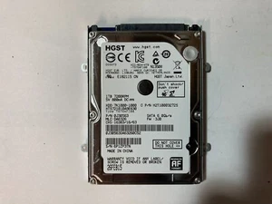 HGST 0J30563 1TB SATA Notebook Hard Drive HTS721010A9E630 - Foto 1 di 1