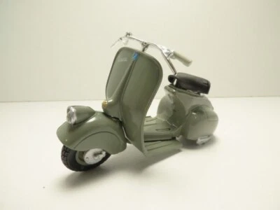 Scooter PIAGGIO VESPA 98 1946 gris 1/18 - Bild 1 von 4