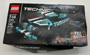 LEGO Technic 42059 Stunt Truck (Heavily Damaged Box) - Picture 1 of 8