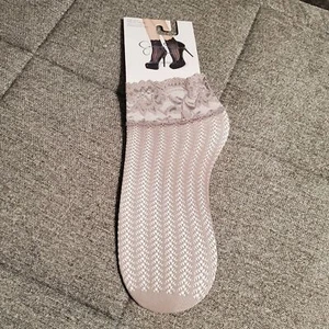 Jessica Simpson Fashion Anklet Lace Socks One Size Chateau Grey Color - Picture 1 of 4