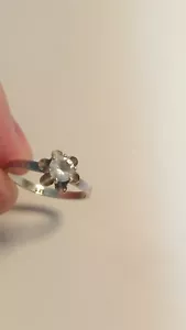 Anello Fiore In Argento Massiccio E Strass - Foto 1 di 10