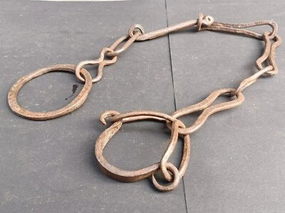 ANTIGUA CADENA CUELLO PIERNA ANIMALES HIERRO DISEÑO ÚNICO RÚSTICO VINTAGE CON GANCHO Y ANILLO Foto 1 de 4