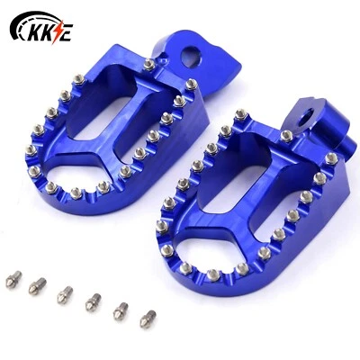 Reposapiés KKE CNC Footrests Ajuste Husqvarna CR TC TE WR 125 250 450R 2000-2013 Azul Foto 1 de 4