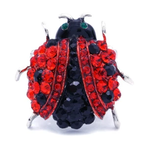 Anillo Ladybug Rojo Punto Negro Piedra Tono Plata Cóctel Banda Ajustable Dije q1 - Imagen 1 de 3