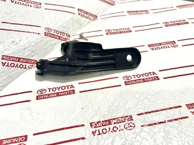 *NEW LEXUS ES350 PASSENGER SIDE HEADLIGHT TOP REPAIR BRACKET OEM 2010-2012 RIGHT - Image 1 of 3