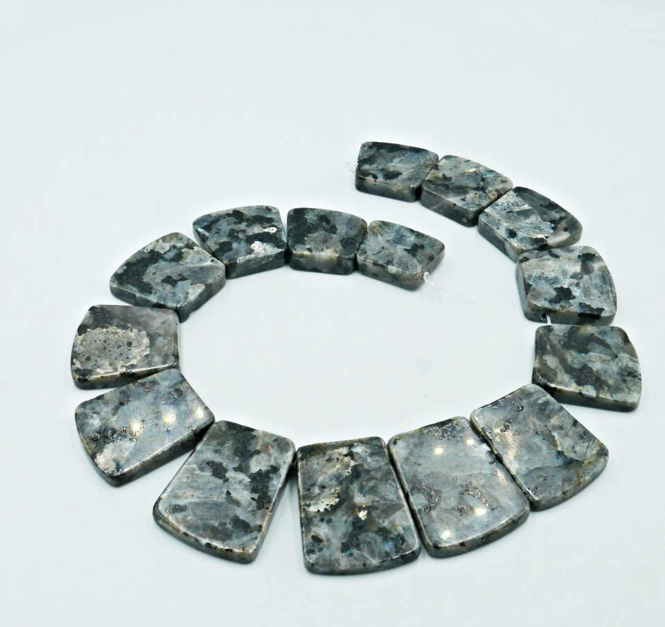 NELLYS Larvikit Strang / Collier teilweise schimmernd Perlen Edelsteine  - Bild 1 von 1