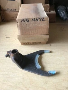 Nuevo de Lote Antiguo - Mopar - NV242 NV242J/DHD - Horquilla - Nuevo en Caja - Envío Gratis - Imagen 1 de 4