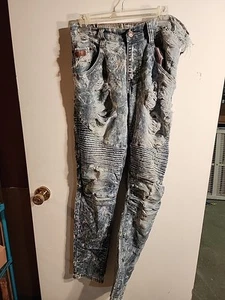 Mens Winchester Torn Blue Jeans 30in Long 28in Waist. Rugged Style CE - Picture 1 of 18