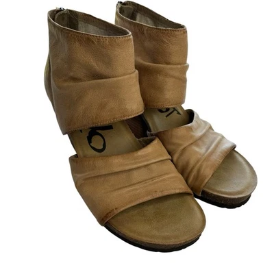 OTBT Pachulí Punta Abierta Botín Tacones Apilados Zapatos Tostado Talla 9.5 Foto 1 de 4