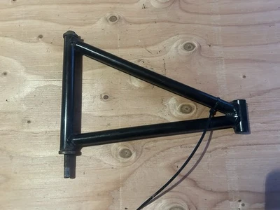 99 Arctic Cat Zr 580 Efi Right Upper A Arm - Image 1 of 4