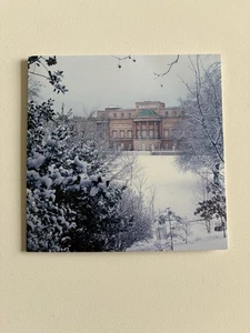 2003 Royal Household Christmas Card – Buckingham Palace in the Snow - Picture 1 of 4