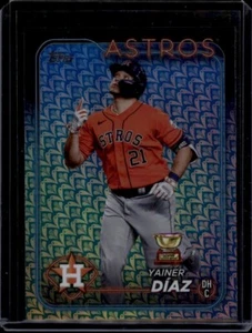 2024 Topps Easter Foil #77 Yainer Diaz - Picture 1 of 2