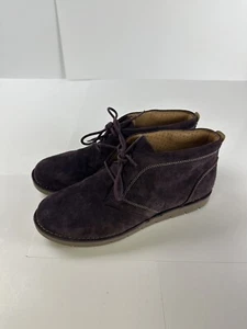 Clarks Chukka Boot Leather Suede Purple Womens Size 11 EUC - Picture 1 of 9