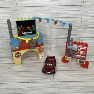 Disney Pixar Cars Mega Blocks 7787 Crusin' Lightning McQueen Set GLOWS in DARK! - Picture 1 of 17