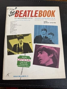 Cancionero de recuerdo vintage de 1960 BEATLE BOOK #2 con acordes de guitarra y fotos - Imagen 1 de 16