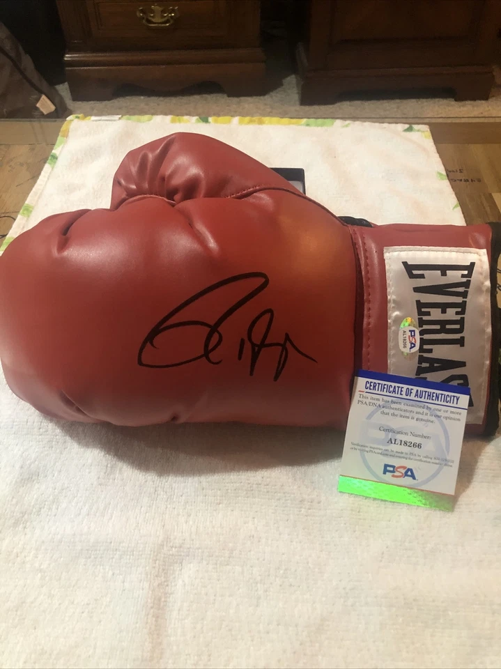 ROY JONES JR SIGNED AUTOGRAPH BOXING GLOVE PSA DNA COA CHAMP HOF - Image 1 of 4