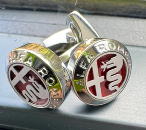 Alfa Romeo Logo Cufflinks - Picture 1 of 3