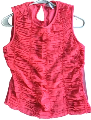 Camisa Trina Turk Mujer M Rosa Seda Acanalada Blusa Sin Mangas Hecha en EE. UU. Elástica Foto 1 de 4