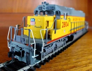 Kato 37-6502 HO gauge EMD SD38-2 Union Pacific yellow and grey livery - no.2804 - Picture 1 of 15