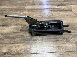 🥇03-08 BMW E86 E85 Z4 PARKING HANDBRAKE LEVER W HOUSING ASSEMBLY OEM - Bild 1 von 8