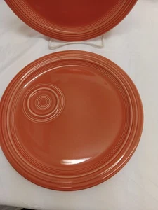 2 Fiesta Ware Welled Mittagessen Teller 10,5" 1997-2007 Persimmon - Bild 1 von 6