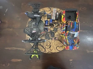 Upgraded traxxas slash 4x4 - Picture 1 of 9