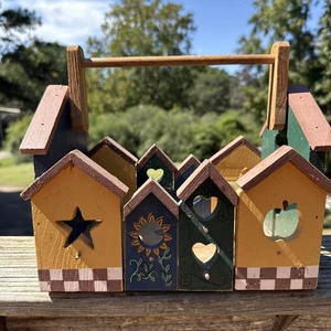 Holz bunter Korb mit Vogelhäusern Garten Veranda Deko Landhaus Kern Bauernhaus - Bild 1 von 11