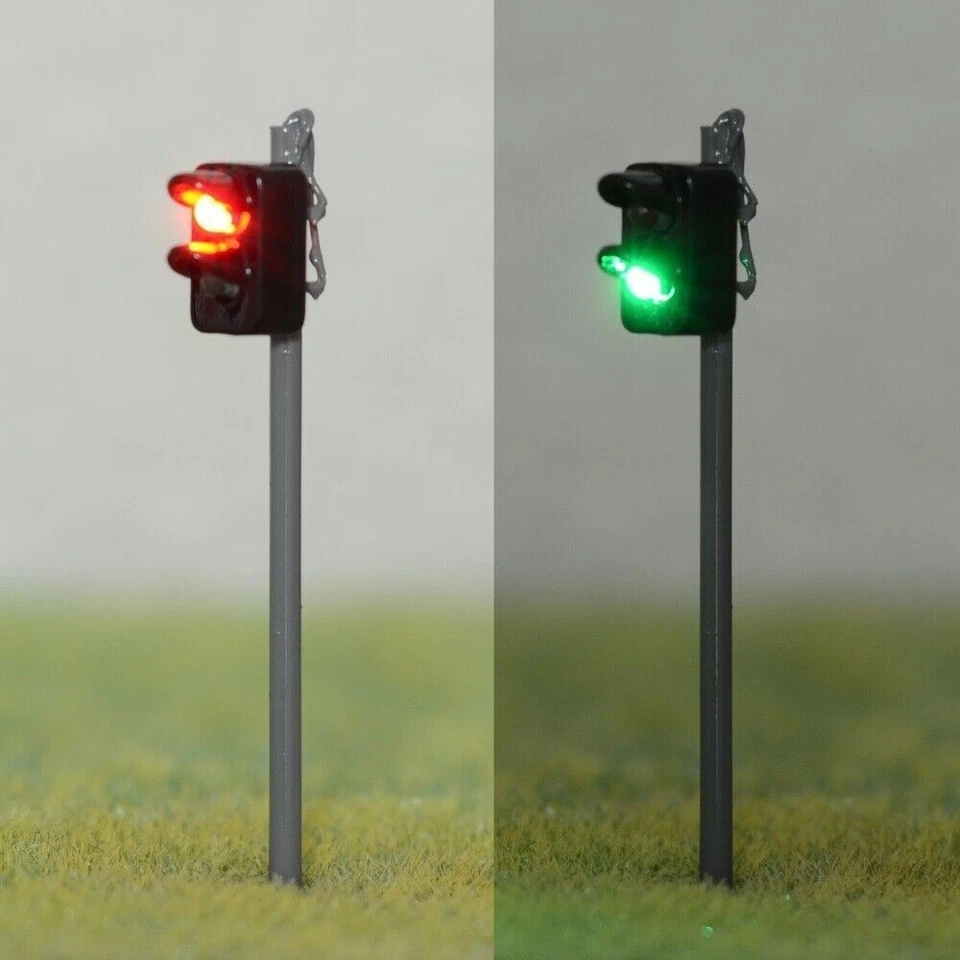 Lichtsignale Signale LED rot / grün 4,5cm hoch Blocksignale für TT 2 Stück S041 - Bild 1 von 4
