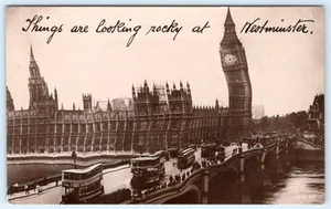 RPPC BIZARRE ONDULADO WESTMINSTER ABBEY LONDRES ROTATORIO GROTESCO SERIE POSTAL - Imagen 1 de 2