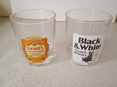 2 X SCOTTISH WHISKY GLASSES - BLACK & WHITE & GRANTS  - Image 1 of 2