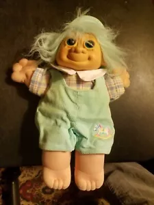 Muñeca Russ Troll vintage de 12" en pana saltador con sombrero azul claro - Imagen 1 de 12