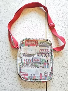 Cath Kids Kidston London Bus Guards 8"x6" Bandolera Bolso Cartera Bolsa - Imagen 1 de 7