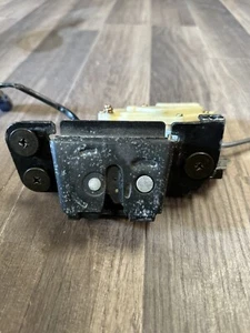 ⭐️2007 HONDA ELEMENT SC REAR HATCH TAIL GATE LATCH ACTUATOR OEM 2003-2008 - Picture 1 of 4