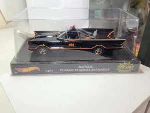 1966 HOTWHEELS BATMAN DIECAST 1:24 CLASSIC TV SERIES BATMOBILE FACTORY SEALED - Picture 1 of 6