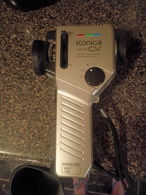 Cámara de video CV Konica color modelo CV-301 portátil compacta SIN PROBAR COMO ESTÁ Foto 1 de 4