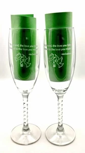 Flautas de champán con cita de Paul McCartney al final el amor que haces es igual - Imagen 1 de 6