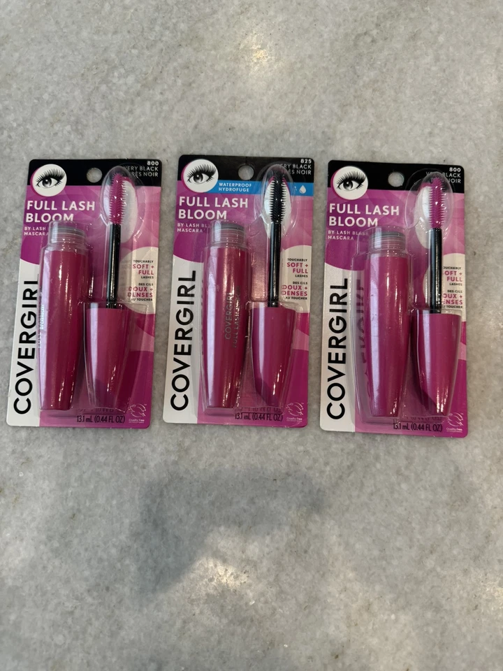 2 COVERGIRL Full Lash Bloom Mascara Very Black 800