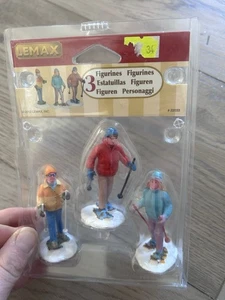 LEMAX Schneeschuhwanderer 22033 Weihnachtsdorf Figuren 3 Stück Set 2012 Retired - Bild 1 von 2