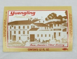 VINTAGE "Yuengling Premium Beer" mai usato 12 oz. Etichette per bottiglie Potterville, PA USA - Foto 1 di 7