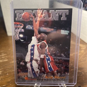 1996 Score Board Basketball Rookies - #15 Kobe Bryant (RC) - Picture 1 of 2