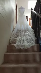 wedding gown size 6 to 8 please look all the photos below - Picture 1 of 20