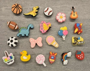 20 pcs Random Cute Shoes Charms Decor For Kids Croc, Wristband & Jibbit - Picture 1 of 1