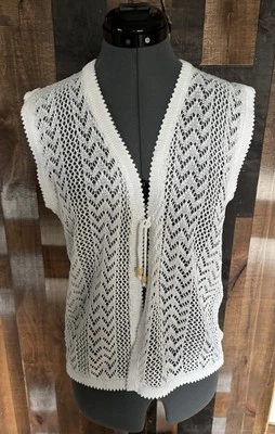 Chaleco de encaje blanco tejido abierto para mujer cierre de corbata boho hippie cottagecore piscina usado en excelente estado Foto 1 de 4