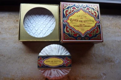 ROGER&GALLET Savon au Bois de Santal Sandalwood Seife 150 g, alte Sammlerseife** - Bild 1 von 2