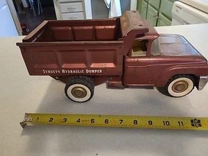 VINTAGE 1960'S PRESSED STEEL STRUCTO ! Read DESCRITION! DUMP TRUCK - Picture 1 of 10