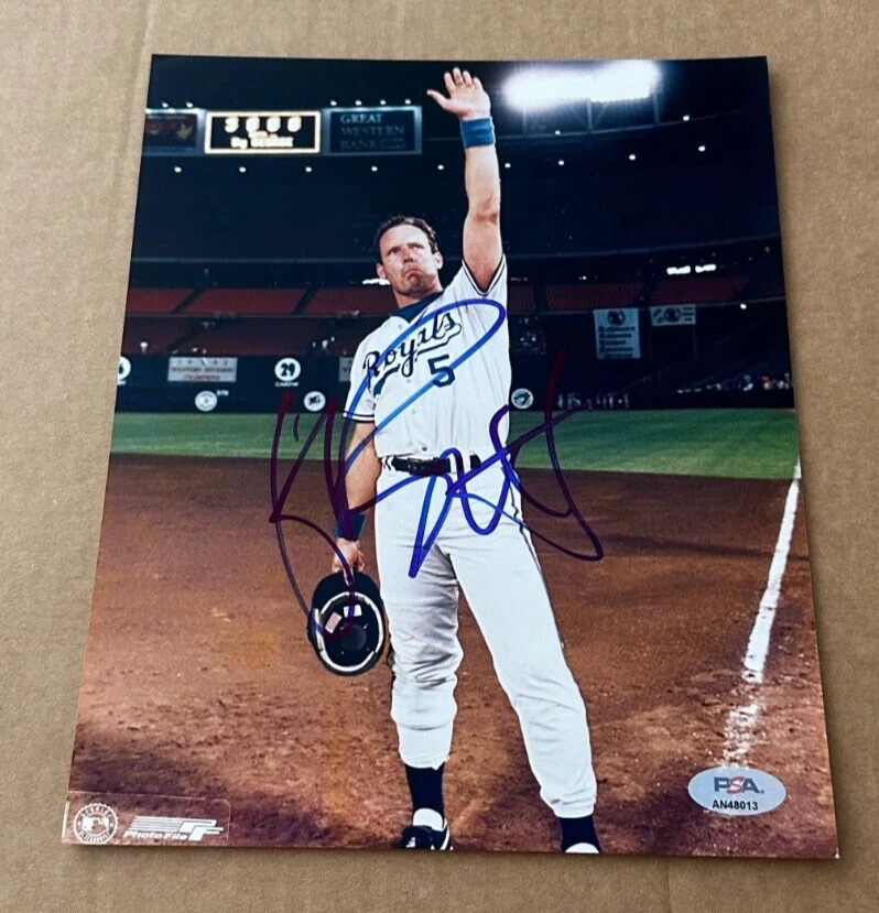 GEORGE BRETT SIGNED  KANSAS CITY ROYALS 8X10 PHOTO PSA/DNA COA AUTHENTIC - Image 1 of 1