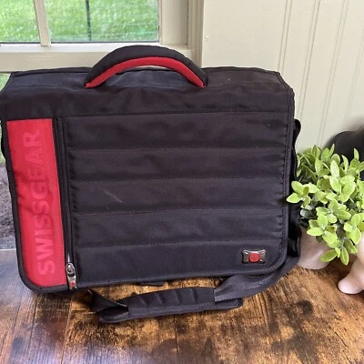 SwissGear by Werner Bolso de Hombro Mensajero para Laptop Acolchado 16X12 en Excelente Condición! Foto 1 de 4