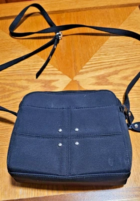 Bolso Bandolera Liz Claiborne Negro Cúpula Cremallera Bolsillo Elegante Salir Foto 1 de 4