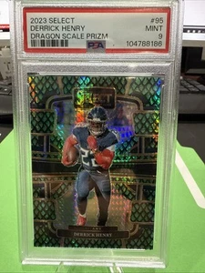 🔥🏈2023 Panini Select Concourse Level#95 Derrick Henry Dragon Scale Prizm 66/70 - Foto 1 di 7