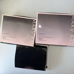 Lot Of 8 MARY KAY COMPACT PRO CASE BRAND NEW IN BOX Large Makeup Compact - Picture 1 of 4